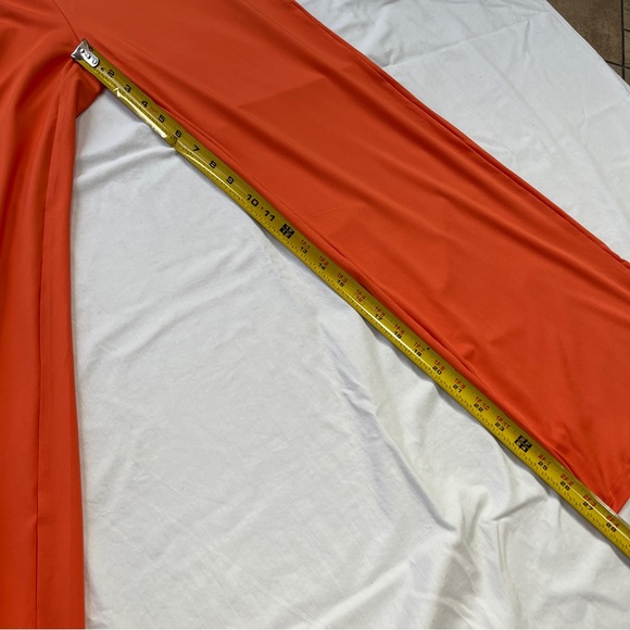 Orange Front Knot Tank Top and Pants - Size Medium - Picture 9 of 11